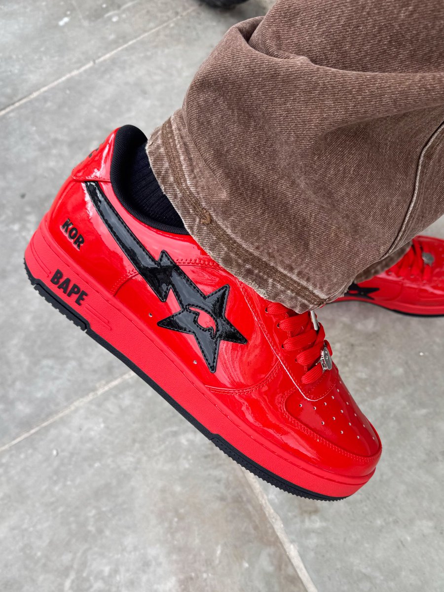 SoleRetriever's tweet photo. FIRST LOOK: KidSuper x BAPE STA World Cup Pack “South Korea” 🇰🇷 ⚽️ 

📷 @sneakerdenn https://t.co/jSpjwRuWUf