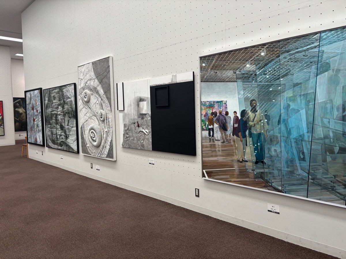 joryugakakyokai's tweet photo. 第79回女流画家協会展 開催中です。
東京都美術館にて6月13日まで。
#女流画家協会展
#女流画家協会 https://t.co/2tOMT9Nhok