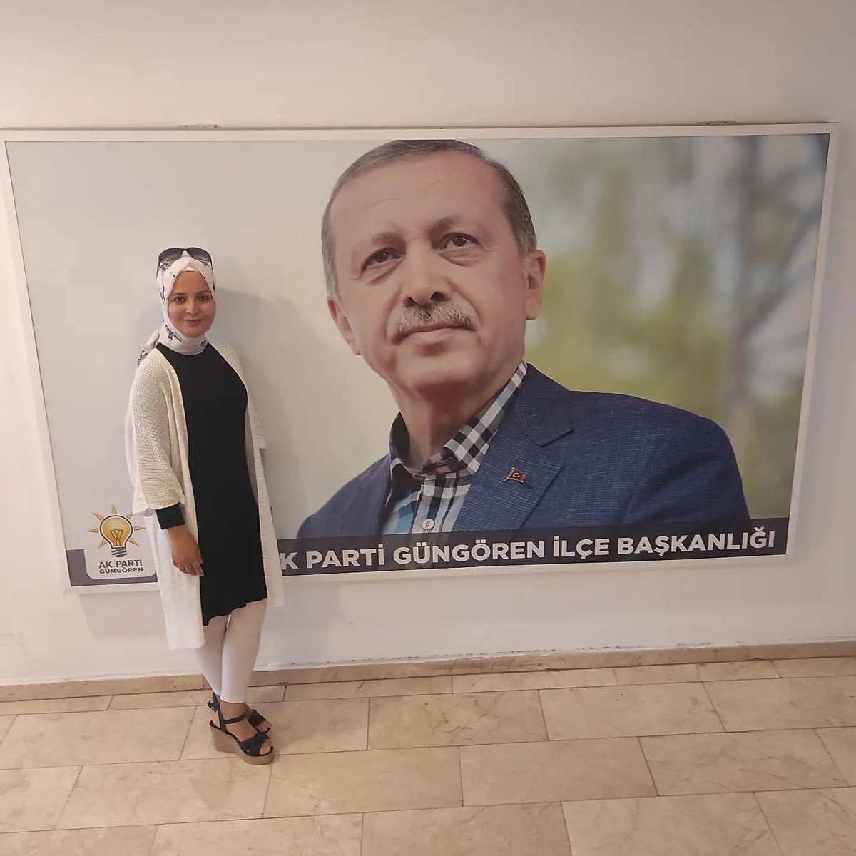 tugbabircan2's tweet photo. Hakkın ödenmez #Reis 
Dünde 
Bugünde 
Yarında 
Her daim seninleyiz 
⁦@RTErdogan⁩ 💙🇹🇷
Rabbim Yâr Ve Yardımcınız olsun🤲🇹🇷
Recep Tayyip Erdoğan bu ülkenin başına gelmiş en güzel olaydır.
🤲 https://t.co/LURGN6WlUz
