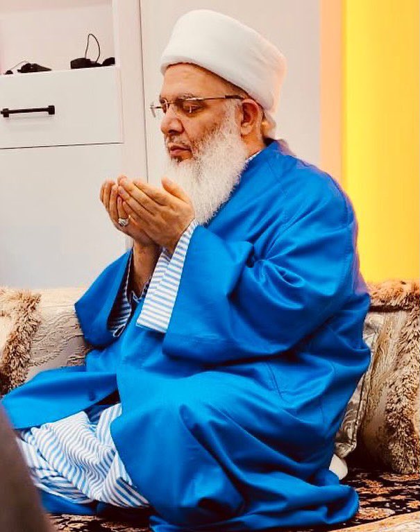 siyhgolge's tweet photo. Senin ettiğin her duaya, 
 amin derim ben.. 🤲💙 https://t.co/VLE0CFIl6r