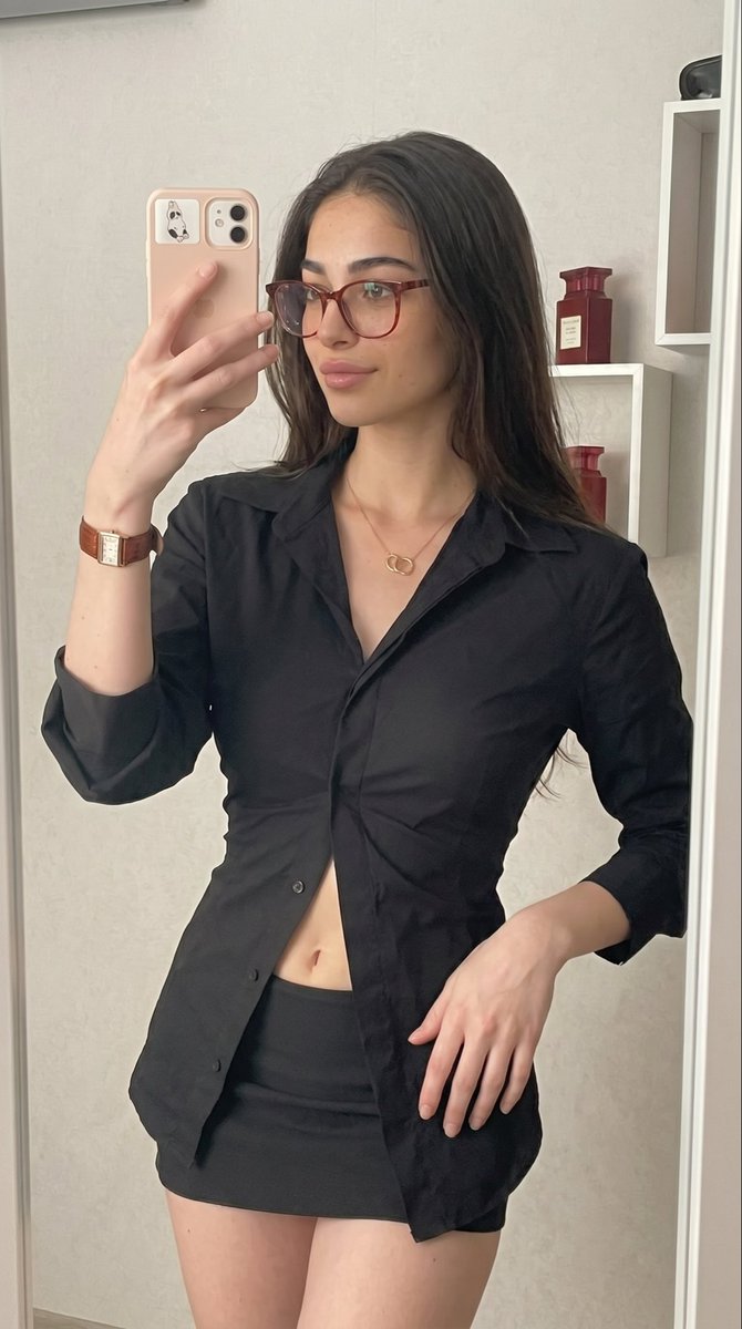 fiasinner's tweet photo. @h0llyzen_ Love them because it’s actually me 🥰 https://t.co/AclR6ehJam