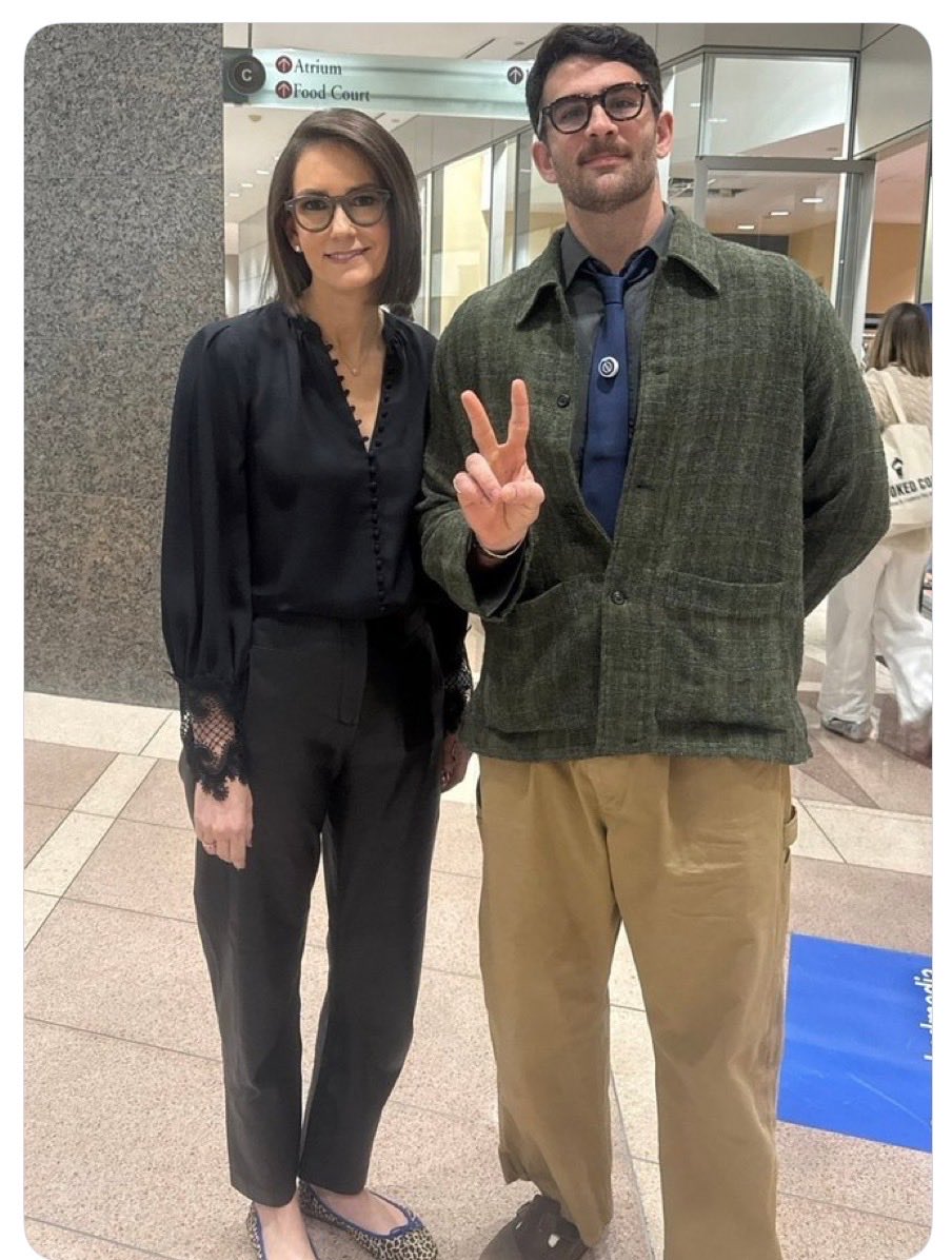 JohnnyMike1962's tweet photo. @JessicaTarlov Cunt! Shut the fuck up you fucking asshole! You corrupt piece of shit. Go fuck your Nazi loving cock sucker and your Jew hater Tarlov! https://t.co/KAvKOEPx1R