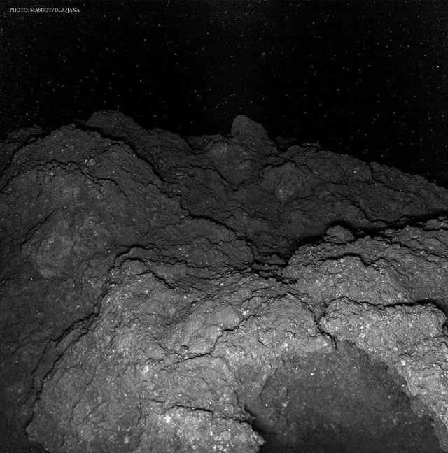 forallcurious's tweet photo. Scientists have found complex organic molecules inside material returned from asteroid Ryugu

Molecules that are common on Earth were found on this asteroid by the scientists. https://t.co/8HKulYfmRD