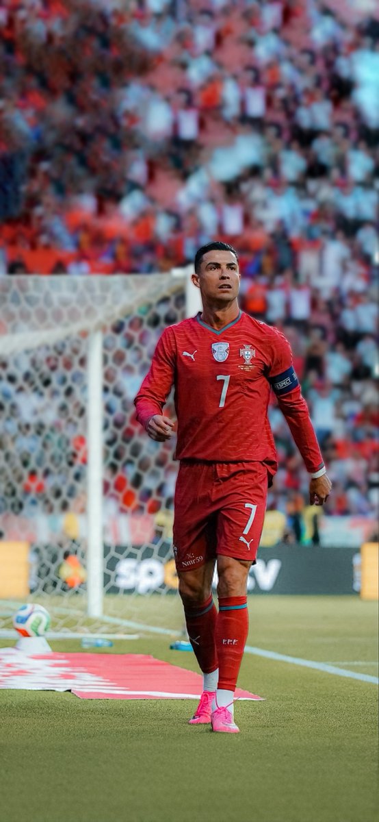 nmr59_'s tweet photo. I    C    O    N    I    C    🥶🐐🇵🇹 https://t.co/tWVeirI79V