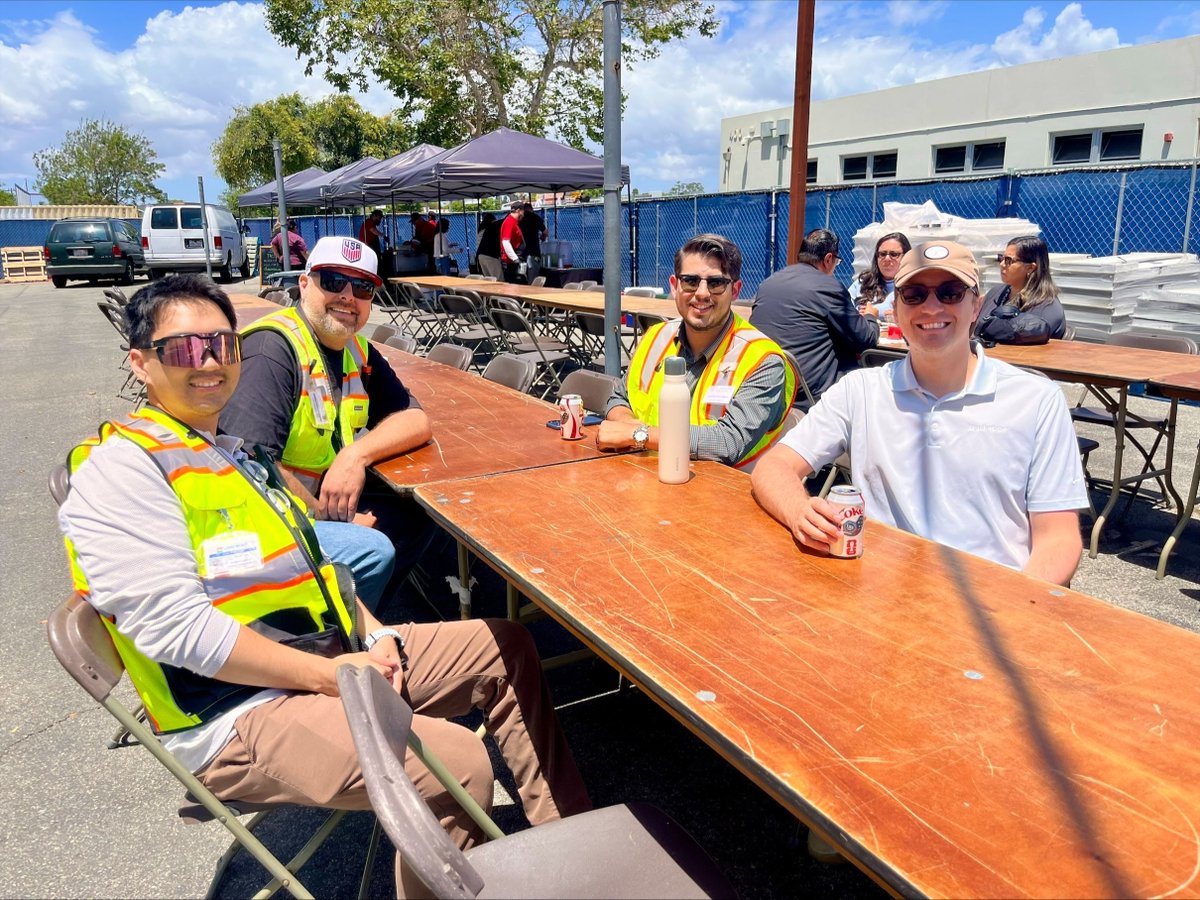 weareMOREgroup's tweet photo. Our CM team recently hosted an appreciation lunch for the staff and construction crew at Marshall Middle School in Long Beach, CA. With a new phase of construction beginning this summer, we thanked our teams who give every day to make sure everyone is taken care of! https://t.co/TSzykEkcmt