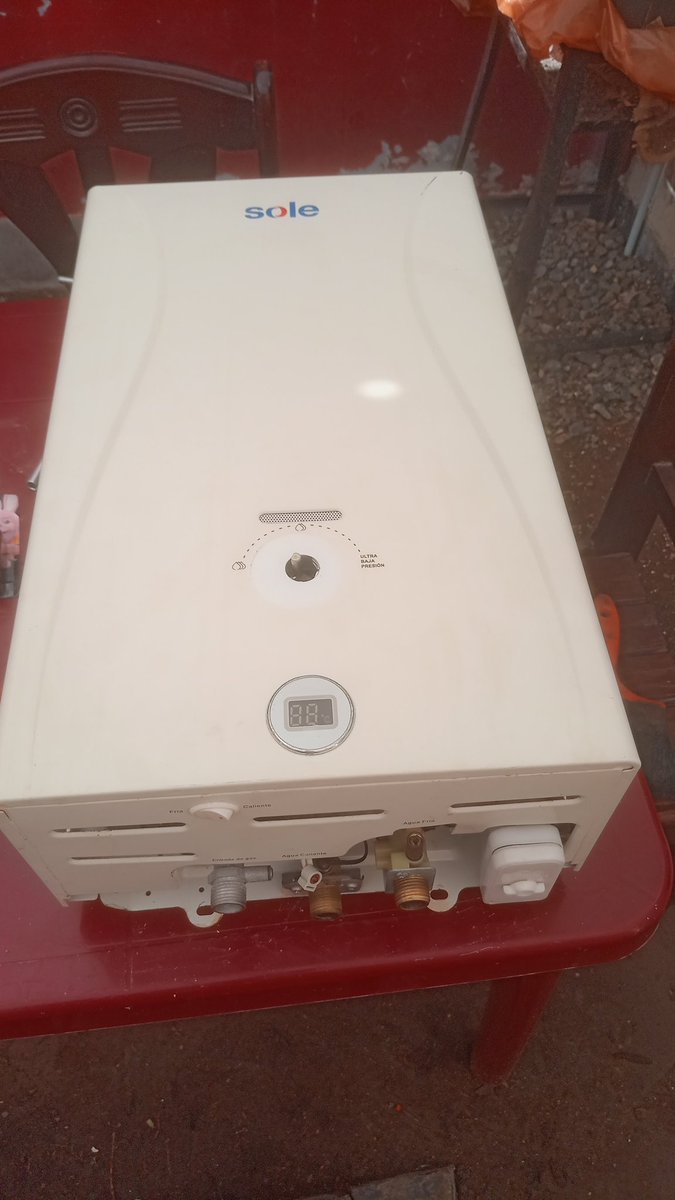 SigProyectos's tweet photo. Reparación y mantenimiento de una terma SOLE de 10 litros GNV. https://t.co/Kniby3Lo21