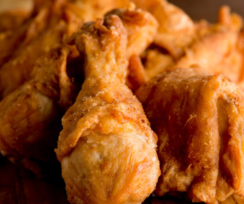 DickersonMarket's tweet photo. Stop by our convenience store for yummy drinks, reasonably priced gas, and the best chicken in town! 

#DickersonMarket #Food #Gas #FriedChicken #PotomacRiver https://t.co/gbj0WlCuUW