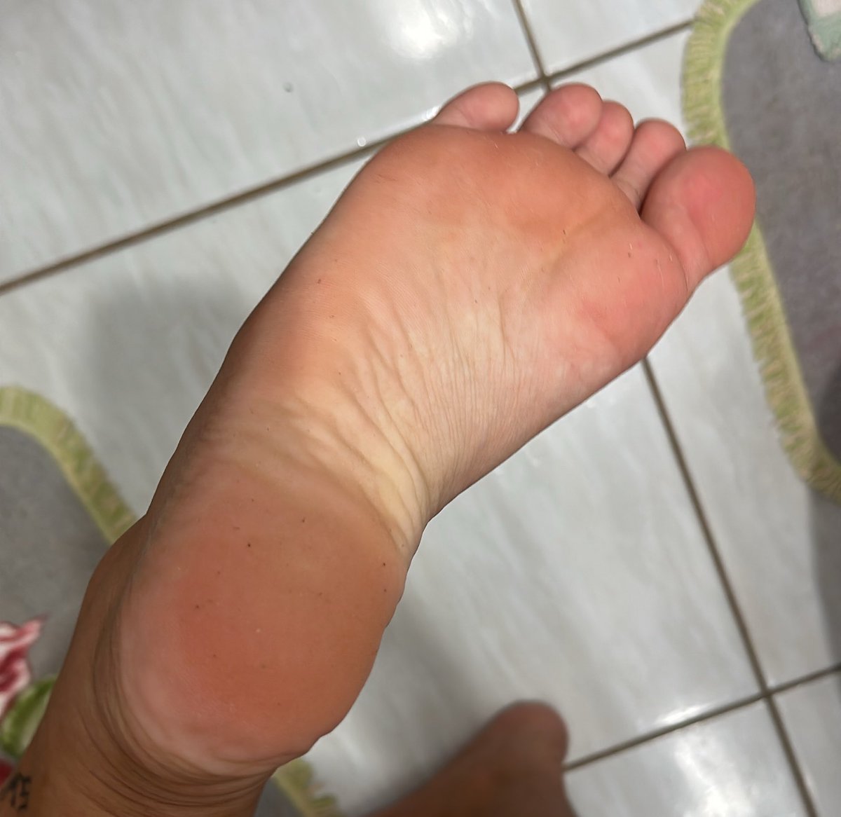 QueenCalista0's tweet photo. 👅

#Feet https://t.co/rHCSKGIJMZ