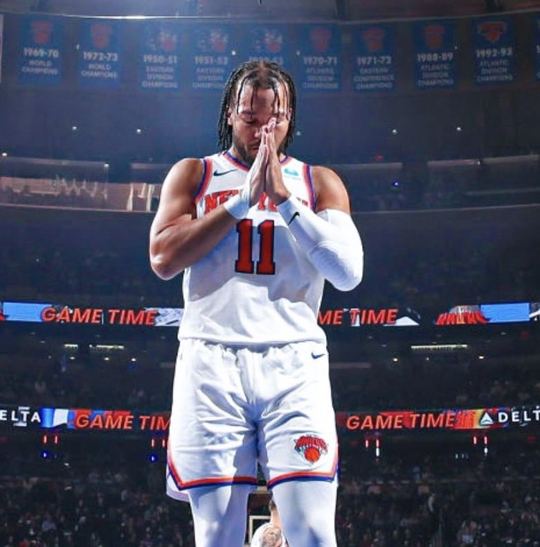 EverythinKnicks's tweet photo. Tonight is the biggest game in Knicks franchise history since Game 7 of the 94 finals. 

And I believe our guys show out tonight with vengeance. Knicks in 5. https://t.co/YUWzYoHlOU