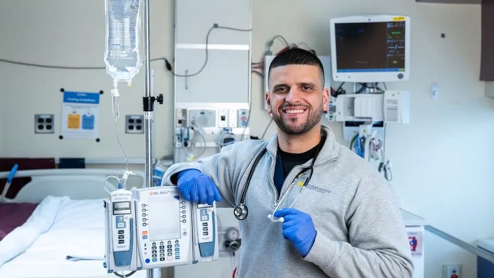 umichdash's tweet photo. @umichdash scholar and @UMichNursing alumnus Joshua Truchan (BSN ’25) learned early that a single moment can upend a family. When he was 8, his mother was severely injured in a car accident, an ordeal that led to months of hospitalizations and surgeries.
https://t.co/hvu0aUYn8k https://t.co/j1rqgW5VGw