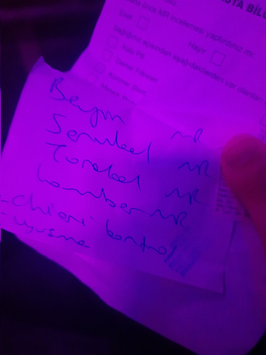 Hlncskn's tweet photo. Klostorofobik bünyem nasıl kaldıracak oynat bakalım https://t.co/znEyI897bI