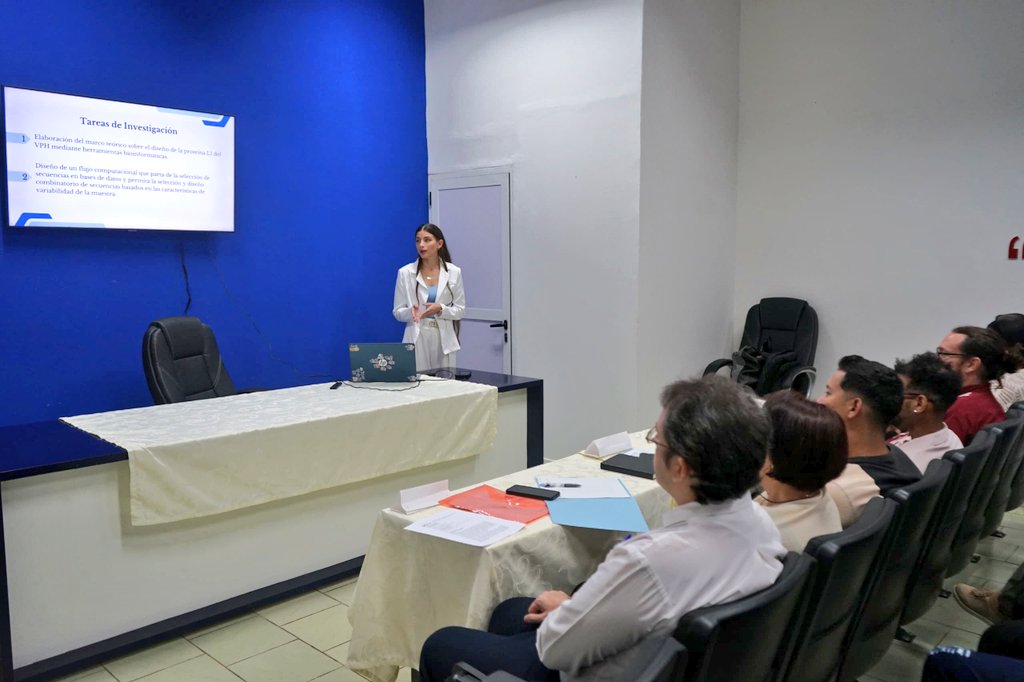 universidad_uci's tweet photo. 👏 Felicitamos a Elianet Morales Abrahantes por la exitosa defensa de su tesis de grado en Bioinformática: “Diseño bioinformático de una secuencia representativa de la proteína L1 del VPH-58 con potencial antigénico”. ✨
💫 ¡Un logro que inspira! 🎓

#SomosUCI #UniversidadCubana https://t.co/zsBMfyMB3L