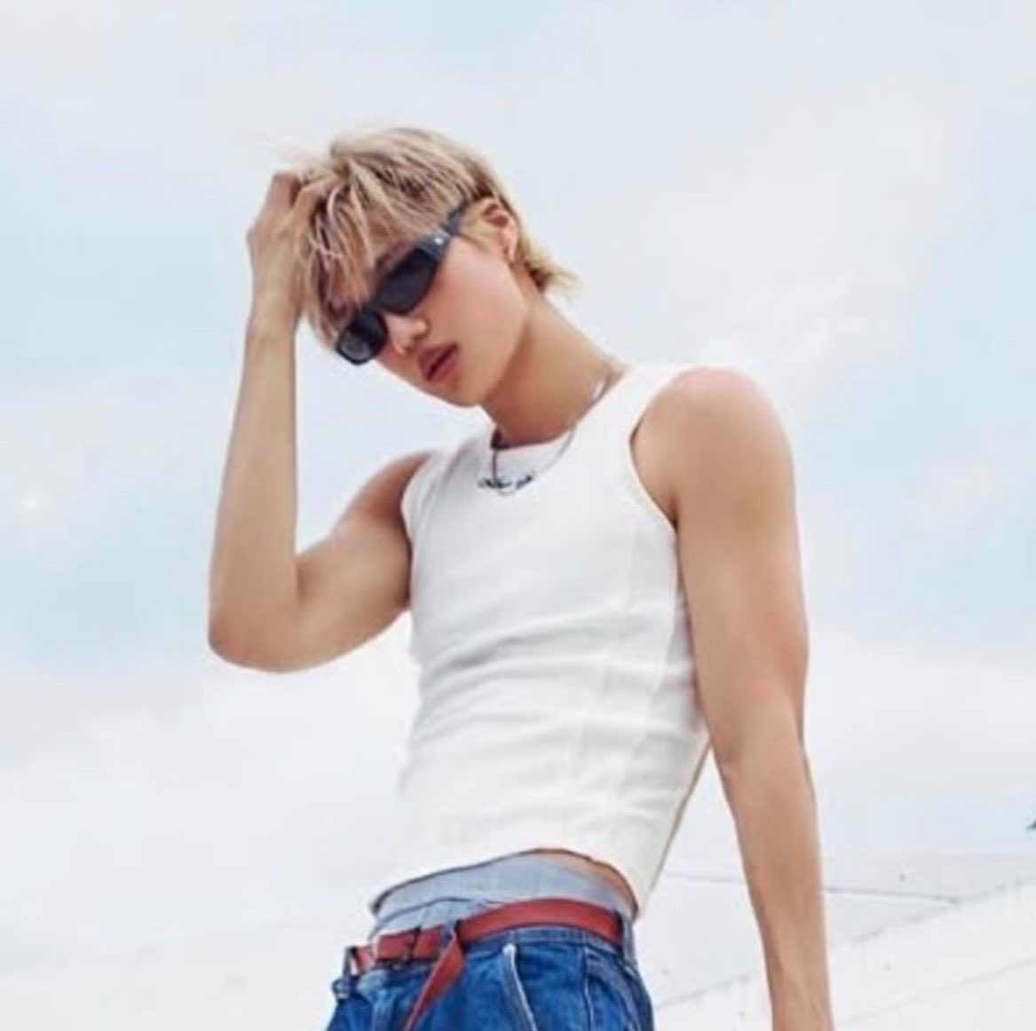 luviskai's tweet photo. he’s so bratz doll here
(more than usual) https://t.co/M9KqsVpYRs