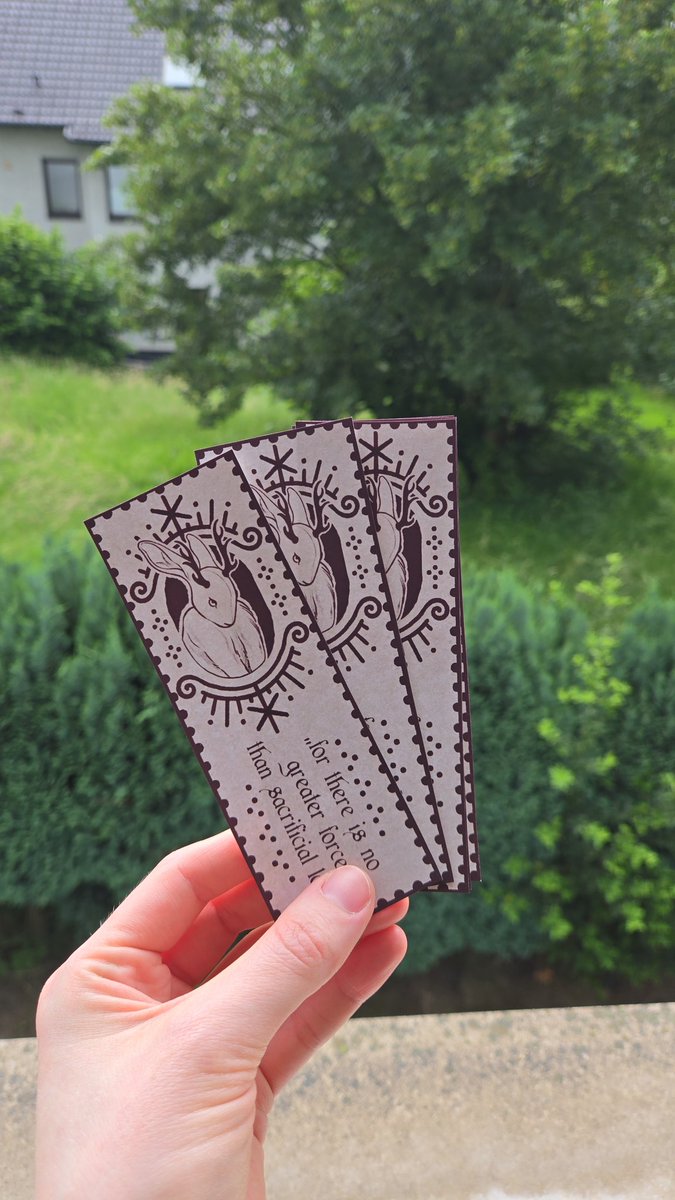 bybribishop's tweet photo. Bookmarks for my folk horror story Run, rabbit, run 🐇 email sign up is live at https://t.co/WNgNO55Oow

#mailclub #snailmail #postalart #folkhorror #writers https://t.co/pwlZ0Drzhf