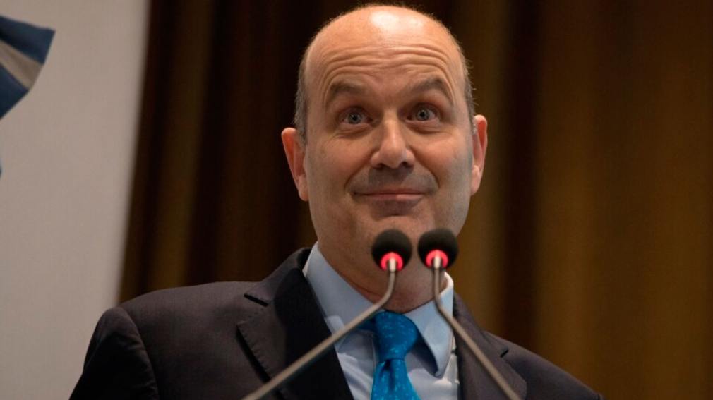 MauroFdz's tweet photo. 🚨 Además de Adorni con su esposa tambien se ingresaron al "Régimen de Inocencia Fiscal" el narcolibertario Espert, Sturzenneger y Felipe Nuñez del Ministerio de Economía.

Se hicieron una ley para legalizar la corrupción y poder blanquear su guita del choreo o el narcotráfico. https://t.co/aBv0QSYEmR