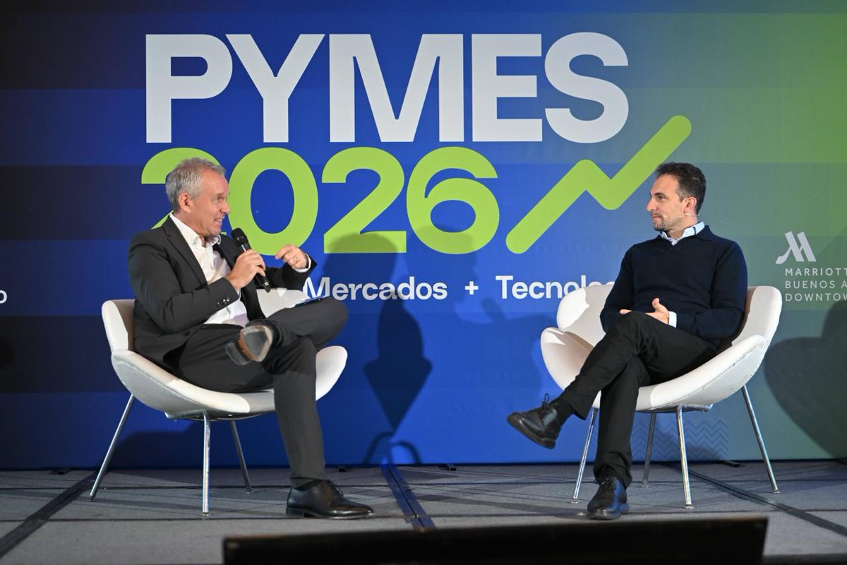 MAVSAOficial's tweet photo. 📌 MAV presente en #PyMEs2026 

Nuestro CEO, Fernando Luciani, participó de #PyMEs2026, un espacio para analizar los desafíos y oportunidades de las pequeñas y medianas empresas.

Consultado por @PabloWende  sobre su participación en la Comisión PyME de la Cámara de Diputados del Congreso de la Nación, Fernando J. Luciani, señaló que la agenda permitió compartir las características del financiamiento a través del #MercadoDeCapitales

Durante su exposición, Luciani presentó la visión de MAV sobre el rol del Mercado de Capitales como un canal estratégico para financiar a la economía real, mediante instrumentos simples, competitivos y adaptados a las necesidades de corto, mediano y largo plazo de las PyMEs.

“El financiamiento no debe asociarse a un problema; es, sobre todo, una herramienta para crecer”, señaló Luciani.

En ese marco, destacó la importancia de continuar simplificando el acceso al financiamiento, reducir cargas que encarecen el crédito y generar condiciones que permitan que más empresas puedan desarrollar sus proyectos productivos.
Asimismo, remarcó que Argentina cuenta con un ecosistema de productos sólido y competitivo, con herramientas que permiten financiar capital de trabajo e inversión, conectando a empresas de distintos sectores y regiones del país con inversores institucionales y tesorerías.

“Argentina cuenta con un Mercado de Capitales muy desarrollado en términos de productos, con instrumentos simples y de alta calidad comparados a nivel internacional”, afirmó.

Luciani también puso en valor el crecimiento de la participación de los Fondos Comunes de Inversión en instrumentos de crédito privado, como Echeq, Pagarés y FCE, lo que permite ampliar las alternativas disponibles para las PyMEs.

“Hoy existen casi 270 FCI que todos los días eligen comprar productos de crédito privado”, destacó.

Además, mencionó el dinamismo de sectores como energía, minería, agro, servicios vinculados al campo, medios de pago, e-commerce y tecnología, que demandan capital para fortalecer su actividad y acompañar sus procesos de expansión.
