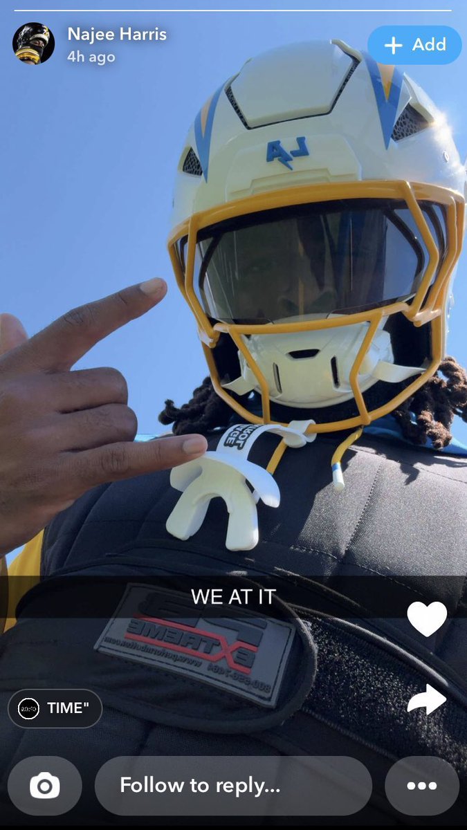 StickToTheModel's tweet photo. We ever find out if Najee Harris still has both eyes? https://t.co/NSyINL8jCH