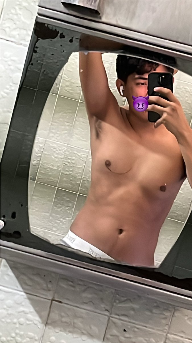 GarleinXxx's tweet photo. Solo para ti 😈🤤🐥 https://t.co/GnEsnhdCN5