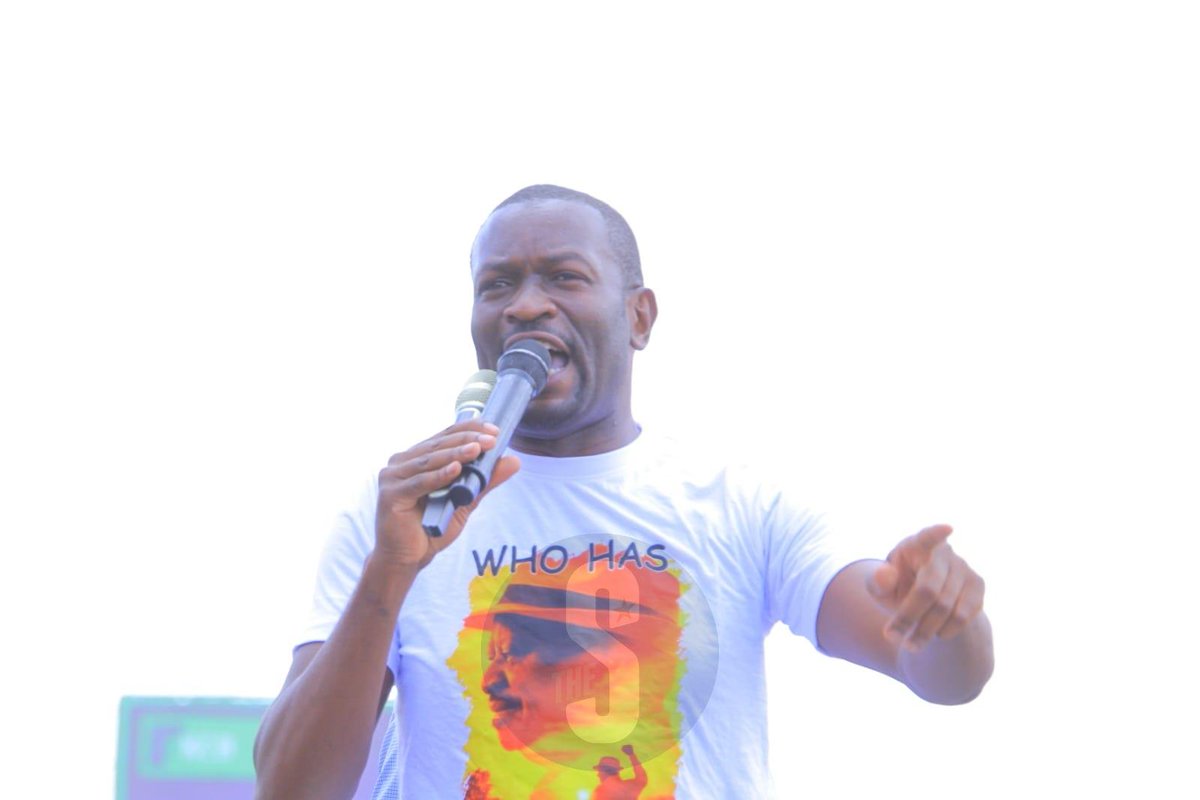 NeShienu's tweet photo. Sifuna has stayed Afloat after coming under Criticism by Raila's diehards for Opposing Broadbased Government in front of Raila 

Sifuna Stayed afloat after ODM NEC Suspended him as the SG of ODM 

Sifuna has stayed Afloat when the state Sponsored a Narrative that Uhuru Kenyatta was sponsoring Linda Mwananchi 

Sifuna is staying afloat despite the government bloggers Pushing a Narrative that He's headed to Wamunyoro,

Even in this Caleb Amisi Sarakasi aimed at Tainting Sifuna Bad Name, He will stay afloat.

Sifuna is not just any ordinary person.

Even in Khwisero Atwoli was badly Heckled when He tried to badmouth Edwin Sifuna😀