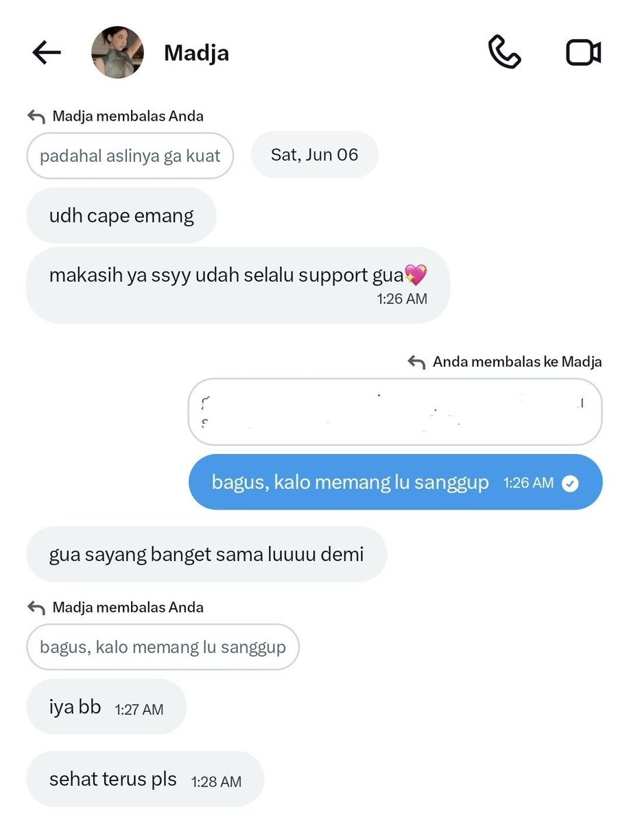 whitewhoman's tweet photo. tahun ini ancur banget, kalo gada dia mungkin aku gabisa ngendaliin after break up dengan baik. mungkin kalo ga gini kita ga bakal saling support, aku cinta banyak banyak sebanyaknya sama @ningningiye 🥺🩷🩷 https://t.co/xWfZnauXe5