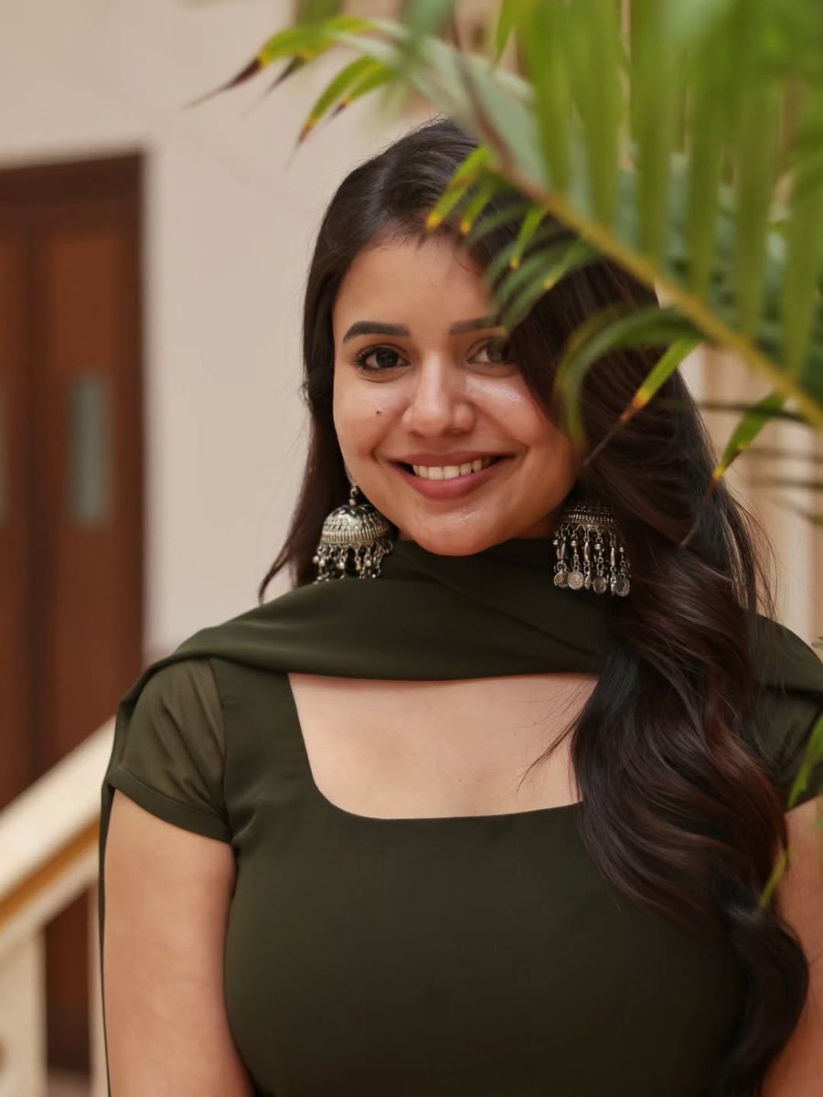 AnantapurCinema's tweet photo. Aruljothi Arockiaraj 💚🥰

She acted in #ReturnOfTheDragon 😍
#AruljothiArockiaraj https://t.co/A9RwDdl2Bk