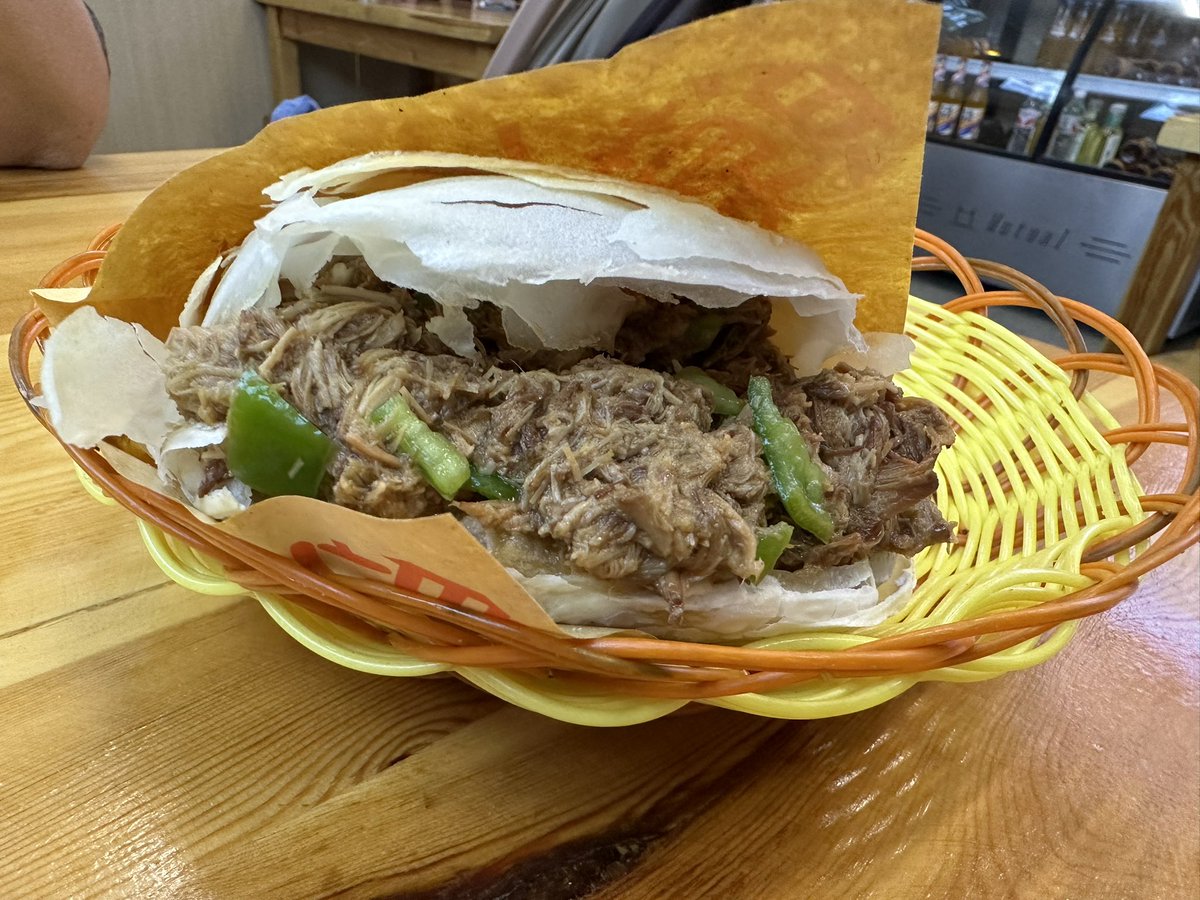 emmabung's tweet photo. Last batch of Yangling photos. The rou jia mo was to die for! 🥩 🦋 https://t.co/kjSgSfASGa