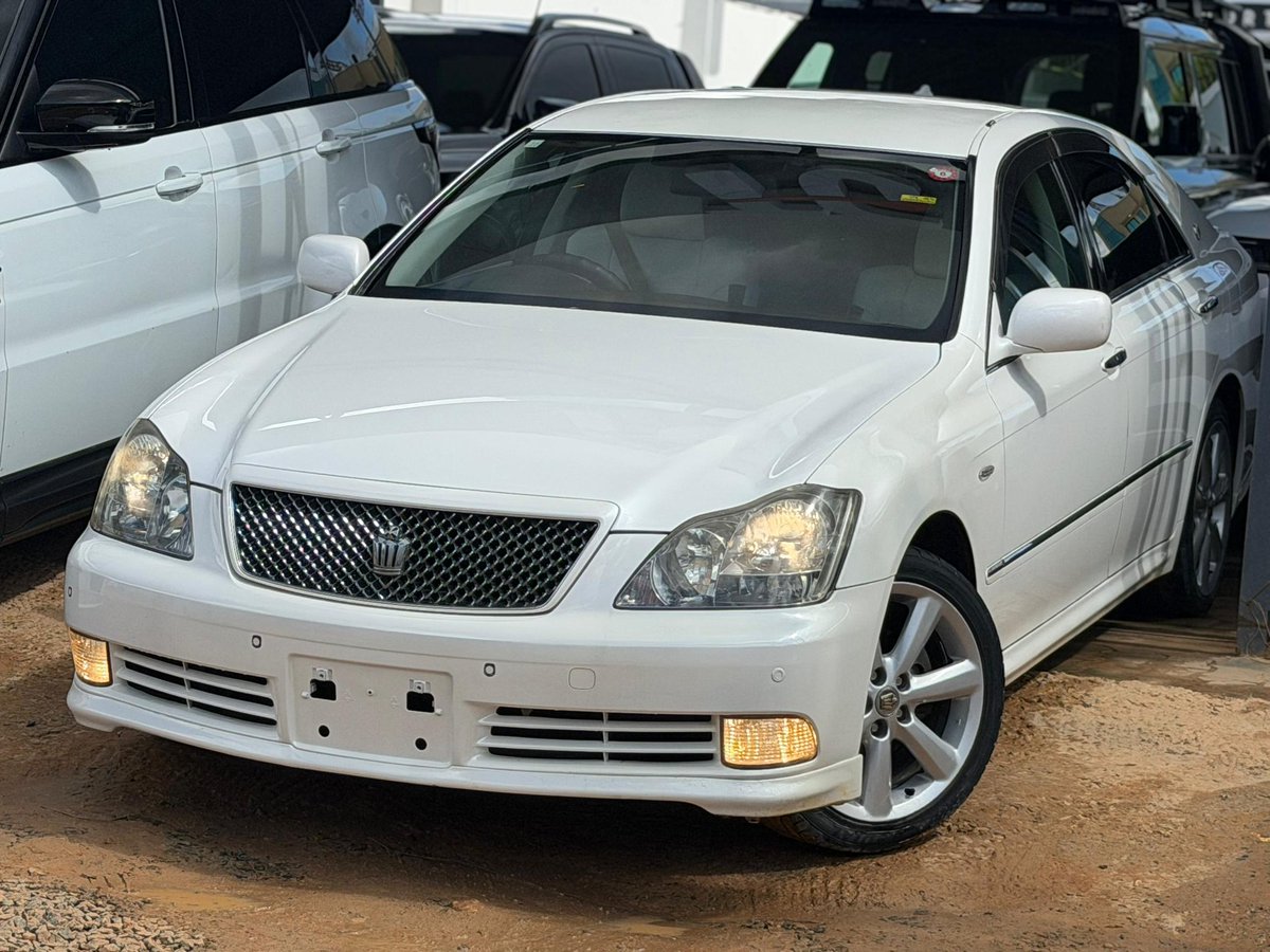 Nkya_motors's tweet photo. 2004 TOYOTA CROWN ATHLETE GRS180 2.5L

Price : 23.5M With New Registration 

Engine Size : 2,500cc
Transmission : Automatic 
Mileage : 54,000km

Features 
Leather Seats 💺 | Push Start | Fog Lights | Keyless Entry | Cruise Control 

Call 0656522799

Kindly repost it🙏 https://t.co/alrenB7XvF