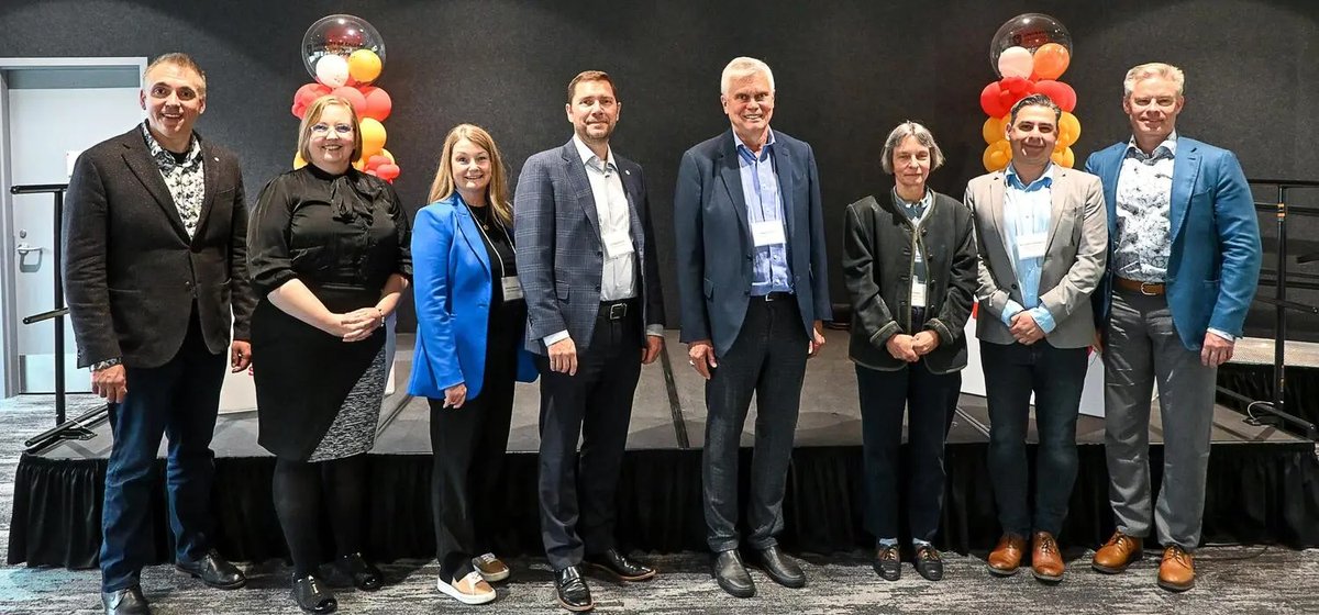 UCalgary's tweet photo. Six UCalgary researchers named 2026-27 Parex Fellows. Fellowships have been awarded annually since 2019 when a generous $3.24-million endowment was established by alum Wayne Foo https://t.co/e8820ZUFSU @ucalgaryscience @UCalgaryMed @ucalgarynursing @UCalgaryEduc https://t.co/XDDnV3jDaY