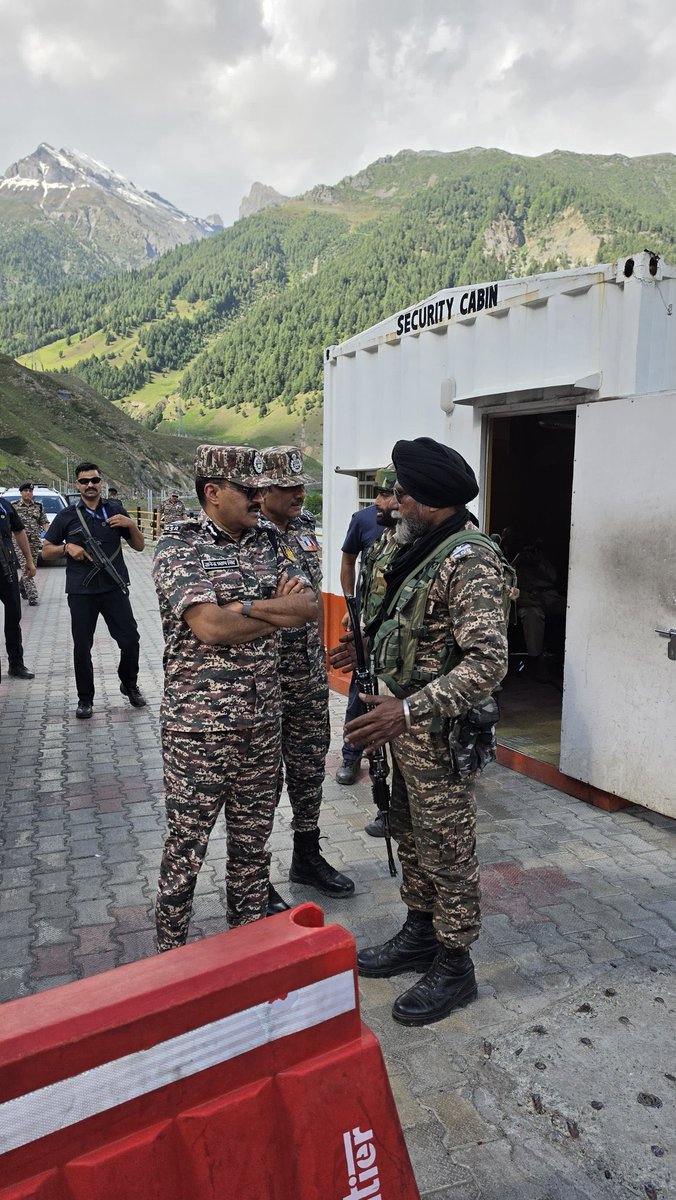 crpf_srinagar's tweet photo. On Day 2 of Kashmir valley tour, Shri @gpsinghips, DG CRPF visited Baltal to review the security preparedness for the upcoming Shri Amarnathji Yatra 2026. He emphasised on maintaining a robust security grid through close coordination among all the stakeholders. https://t.co/fnZmNCVSgy