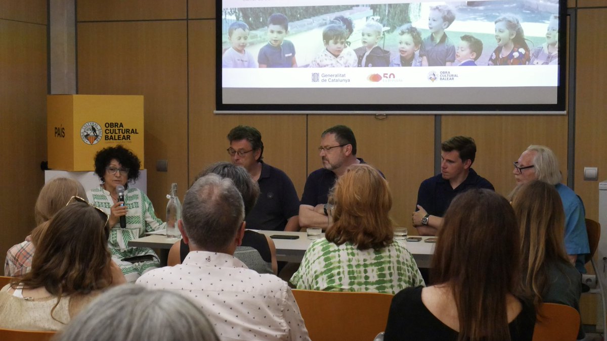ocbcat's tweet photo. Ens sumam a la celebració i al reconeixement dels cinquanta anys del projecte educatiu de @LaBressola amb la xerrada "Cinquanta anys d'educar en català a la Catalunya Nord", celebrada a Ca n'Alcover. 👏🏼

La trobada ha servit per posar en valor la trajectòria d'un projecte educatiu imprescindible que, durant mig segle, ha treballat per garantir la transmissió de la llengua i la cultura catalanes a la Catalunya Nord.