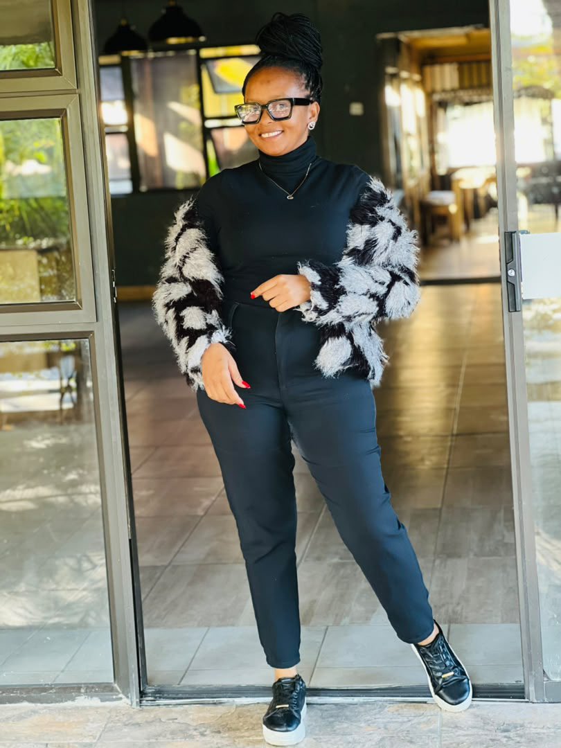 CupCake🧁🇧🇼 tweet media