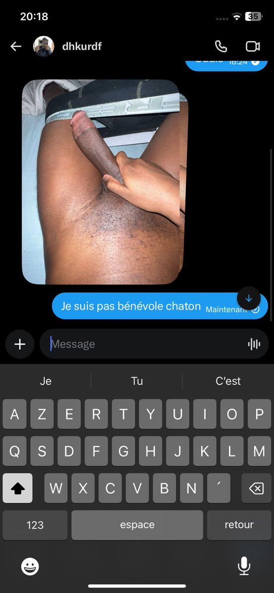 Karimaa313's tweet photo. @sfhhjjkkkk vous pouvez me signaler ce gros degeulasse s’il vous plaît merci ⚠️ https://t.co/Dk9lzq66yO