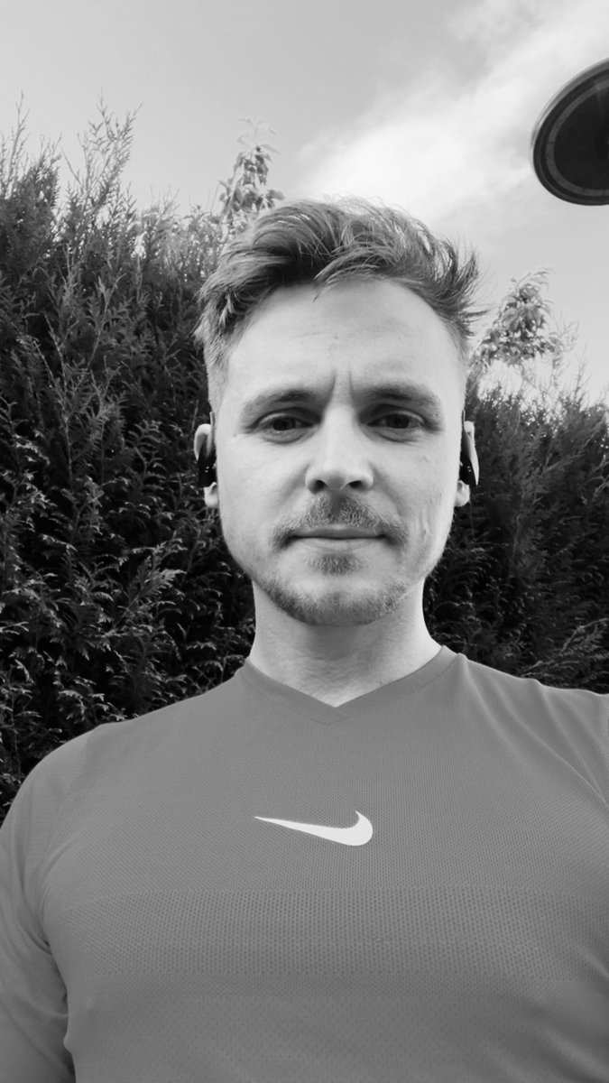 Ns_Nrd's tweet photo. Solide ! 💁🏼‍♂️🏃 https://t.co/BL1uqBsqIz