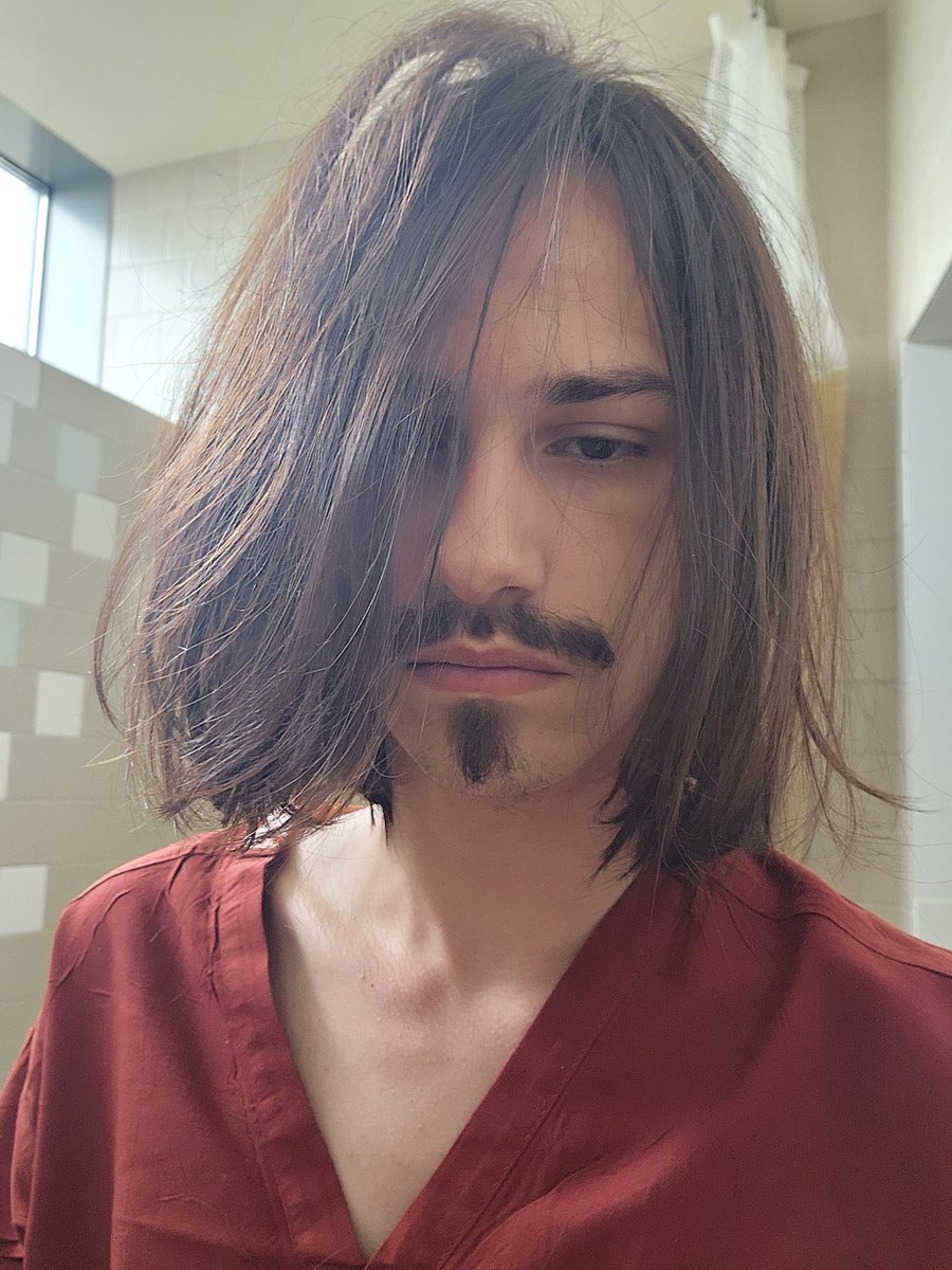 CallMiiBishop's tweet photo. They call me the chairman Mao of fucking up suicide attempts https://t.co/RgaIsaq1pD
