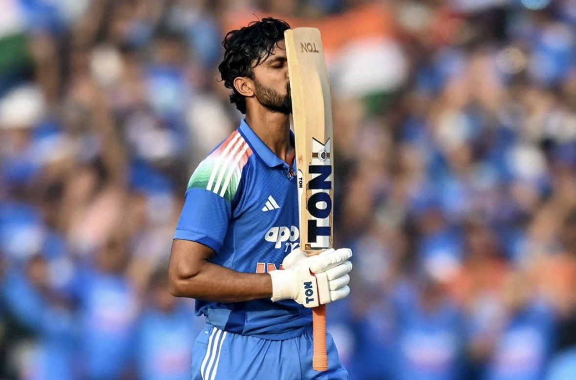 Mahiination07's tweet photo. Ruturaj Gaikwad Plays Cricket Today😭🔥 https://t.co/EpXAPVgBFI