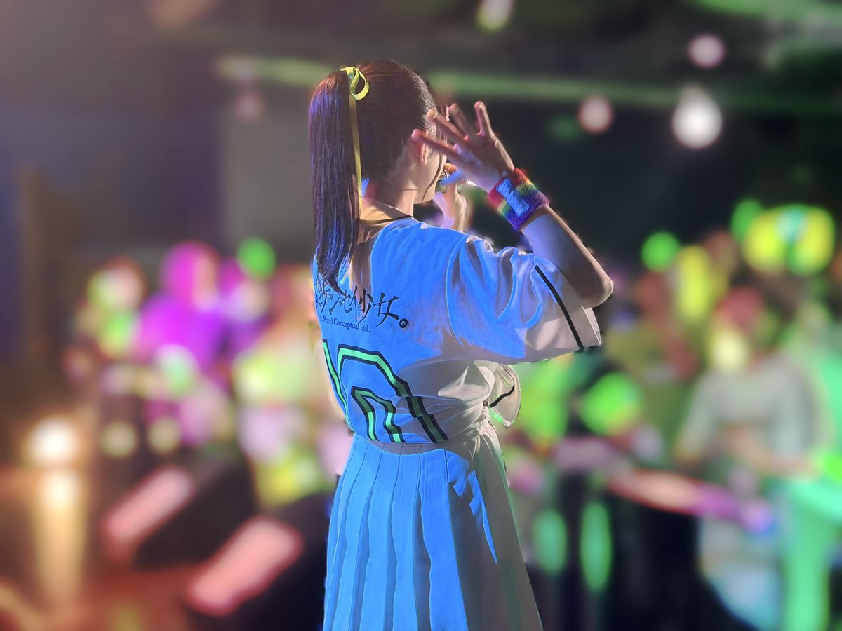 tenten_syu's tweet photo. アイドルに憧れて
アイドルの海に飛び込んで

みんなと出会って
みんなの笑顔と声で作る「ライブ」
みんながかけてくれる想い、時間
その幸せを知れたから

今日も明日も 地球最後の日も
#点染テンセイ少女 がいい
そう思えるアイドル人生です𓈒𓏸 

#麗シュウ転生生誕祭2026
ありがとうございました！ https://t.co/pqbE7Bpthu