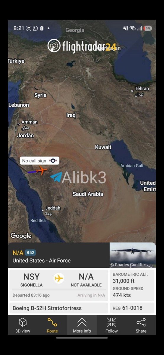 Marsricey's tweet photo. @sireenAAAAAAA اي وباعت ال b-52 تكزدر بس https://t.co/tlfrBtQx9e