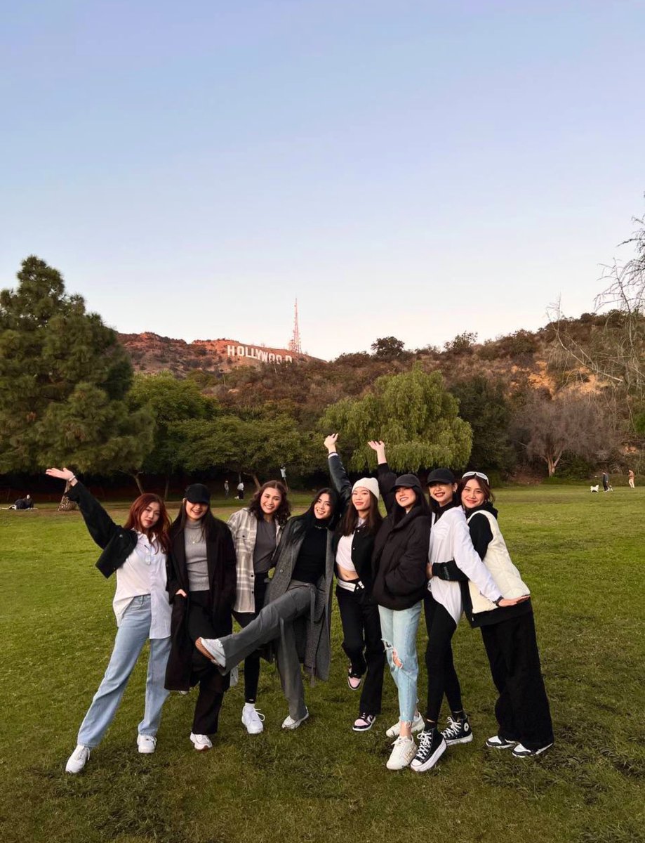 ej_space_'s tweet photo. Happy 5’th Anniversary BINI 🌸 https://t.co/ON8swUH0bV