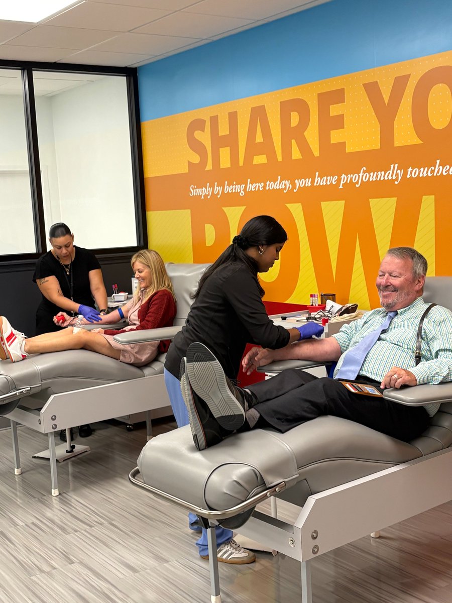 orlandomayor's tweet photo. Every person in our community has the ability to save lives. Donating blood takes only about an hour, but means so much to a patient in need.

Susie and I were happy to donate through @my1blood  today and encourage you to donate if you're able to: https://t.co/yD9yZw1LjV https://t.co/x6tkyiFiyj