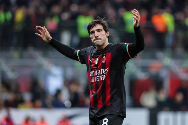 MilanPosts's tweet photo. 📰 @GraemeBailey: A return to AC Milan remains Tonali’s preferred option should he leave Newcastle. https://t.co/LDCPSkVPM0