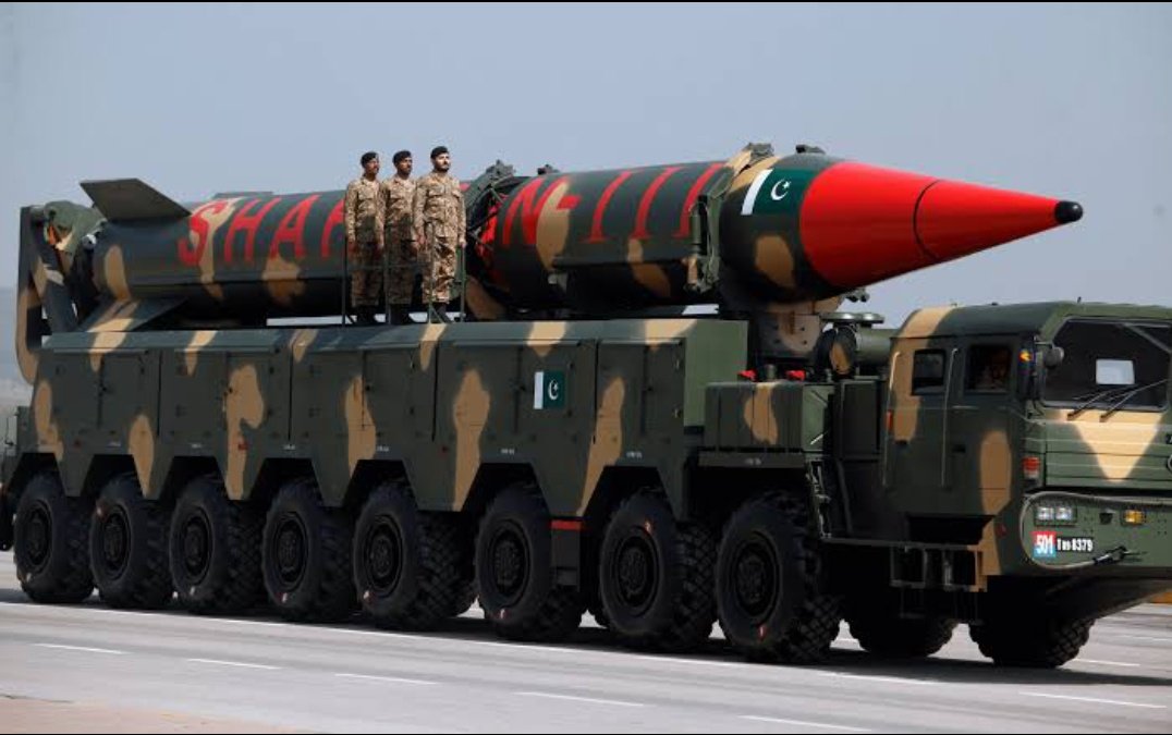 Sara7679au's tweet photo. 🚨#BREAKING ☢️🇵🇰
Pakistan boosts nuclear spending by 18% to $1.5 billion, strengthening its strategic deterrence.

A clear signal to adversaries Pakistan stands ready to defend its sovereignty at all costs. 🇵🇰🔥 https://t.co/6WMclAhdwu