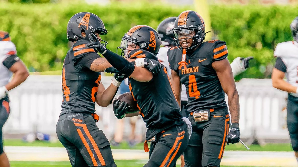 24Ccarter's tweet photo. #AG2G Extremely blessed and excited to receive a D2 offer from the University of Findlay‼️
@CoachWi1burn @Coachharper05 @UFOilersFB @WhyBama_ @recruiting_bama @PrepRedzone @RocketCityPreps @NLA_Training https://t.co/47PkNOY05Z