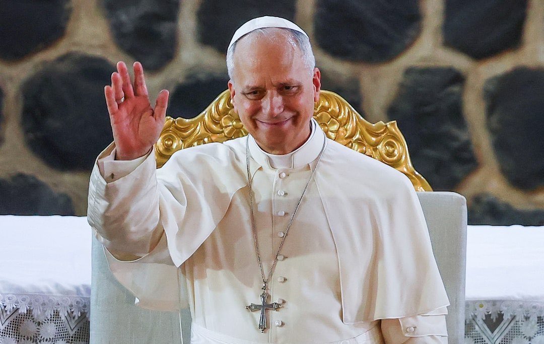 GlobeEyeNews's tweet photo. Pope Leo says Christians cannot promote war. https://t.co/i4KuOl5Qdh