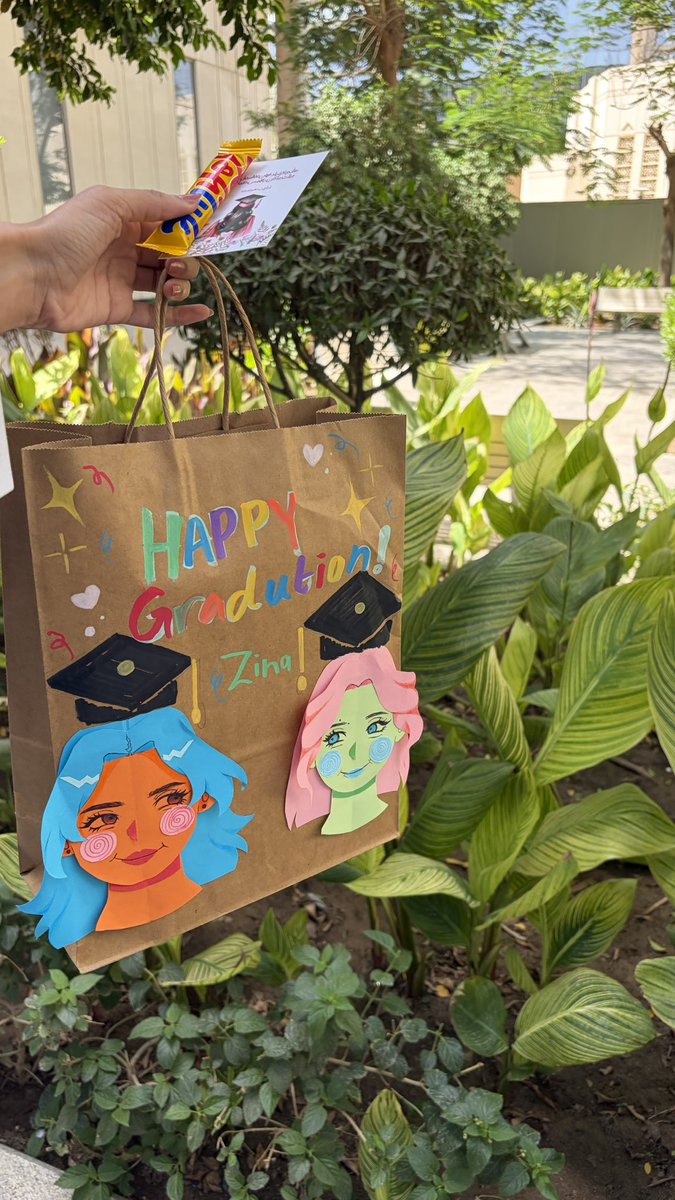 _urxw's tweet photo. 10th of June, 2026 🎓
وفي لحظة تختصرُ أعواماً من التعب، لم تكُن مُجرد نهاية.. بل كانت لحظةً فارقة تُعلن خِتام فصل كاملٍ من حياتنا. رحلةٌ ما كانت لتهون لولا فضل الله ثم معرفتكم، ممتنةٌ وجداً لذلك الوجود الذي أضاف لحياتي حياة❣️
اللهم توفيقاً يليق بنهاية الرحلة وبداية الطريق🤍🤍 https://t.co/zH1Q5VLrMr