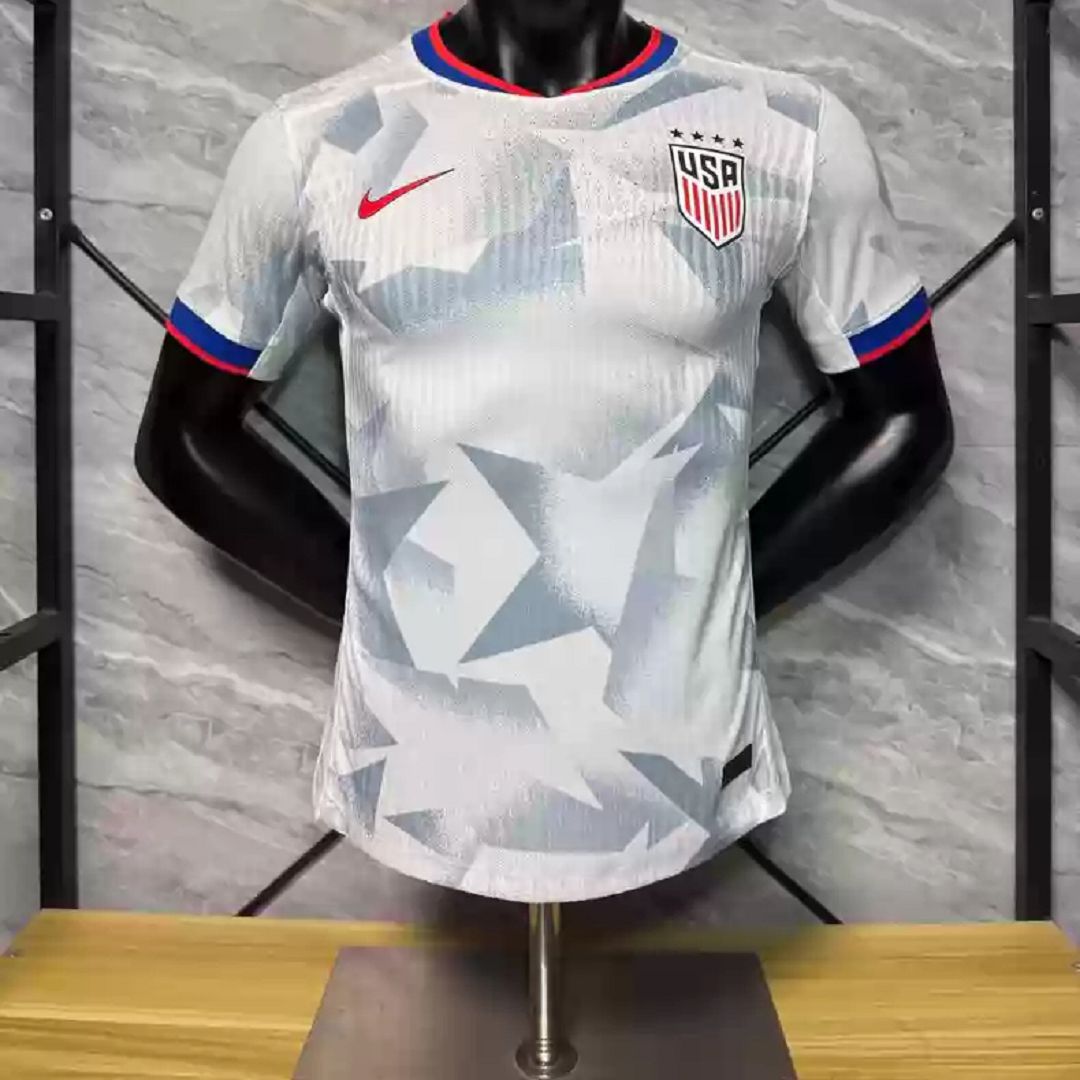 panda_bazaar's tweet photo. Authentic, Replica Soccer Jerseys... 🔥⚽
#footballfix #footballfocus #FootballTickets #FootballCards #SoccerFans #Soccerbytes https://t.co/6eF0WVJjOl