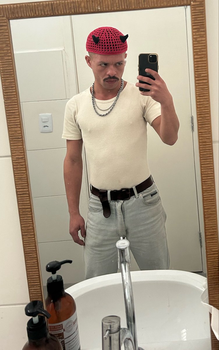 Santor0Velvet's tweet photo. He’s a whole different animal https://t.co/htwqZ09Xut