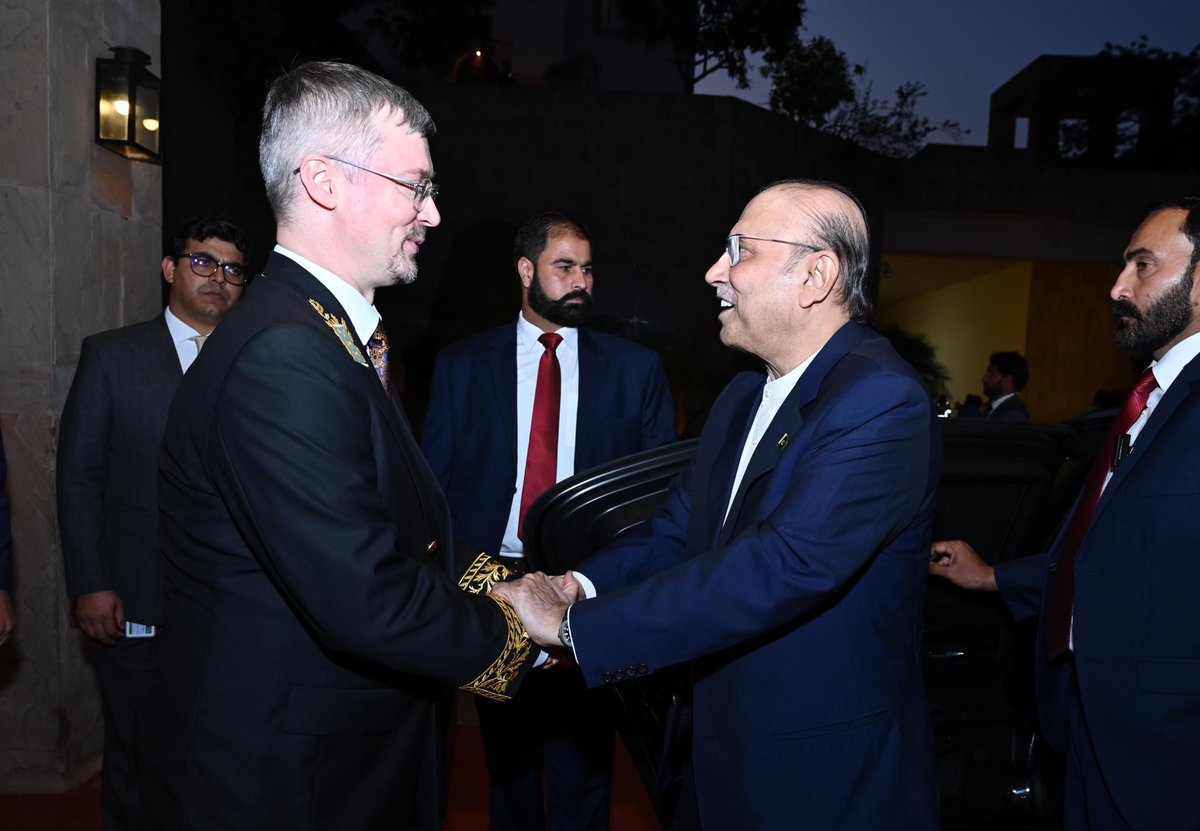 President @AAliZardari at a reception held to mark the National Day of ...