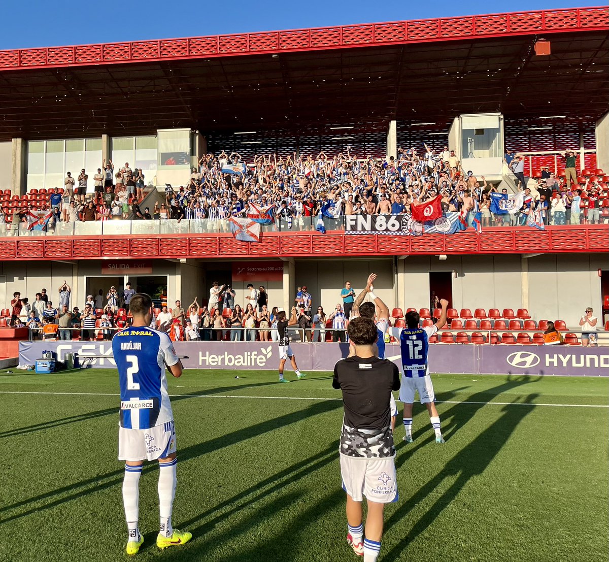 SDP_1922's tweet photo. ¡Seguimos sumando! ¡Ya somos 5.389 blanquiazules para el sábado! 👏👏👏⚪️🔵⚪️🔵
¡Recordad que mañana es el último día de reserva de asientos para los abonados! 
#Adelanteyarriba
#SomosDeportiva https://t.co/lOGCXFl3u0
