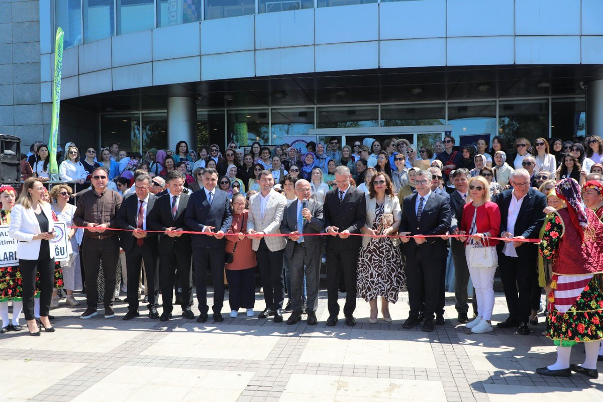 Ordu_MEM's tweet photo. Hayat Boyu Öğrenme Haftası Kapsamında İlimizde Çeşitli Etkinlikler Düzenlendi

🌐 Haber
👇
🖇 https://t.co/fTKSipdGBV

#eğitimkentiORDU
#Ordu

@tcmeb @Yusuf__Tekin @TCOrduValiligi @mhilmiguler @mfvargeloglu https://t.co/WwLfkbaVe1
