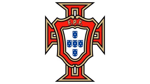 absolutkylian's tweet photo. Without mentioning CRISTIANO, name any PORTUGUESE that played for REAL MADRID.

LEVEL: HARD🥷 https://t.co/hDZ3No3ZIV
